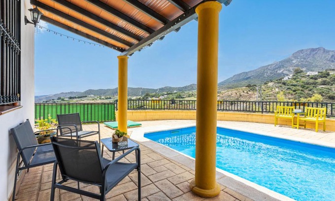 Carratraca House | Relax at Cuatro Vientos: Oceanfront Escape with Pool