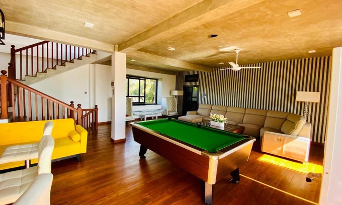 Ambalangoda Hotel | Discover Villa 55 Ambalangoda: Beachfront Retreat Awaits