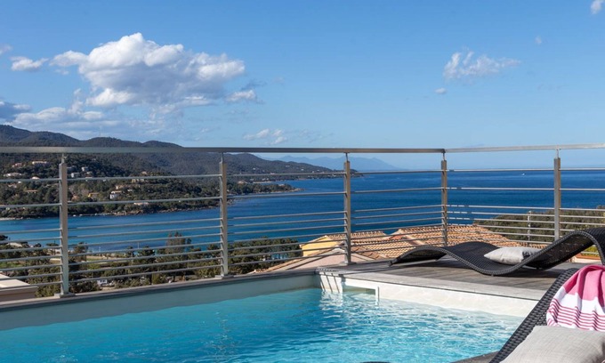 Favone Villa | Relax in Villa 6P: Poolside Retreat Near Favone Beach