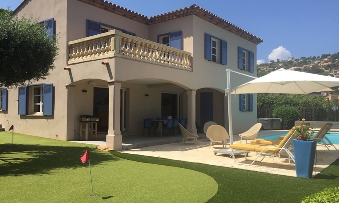 La Nartelle Villa | Family-Friendly Villa with Private Pool near Sainte-Maxime