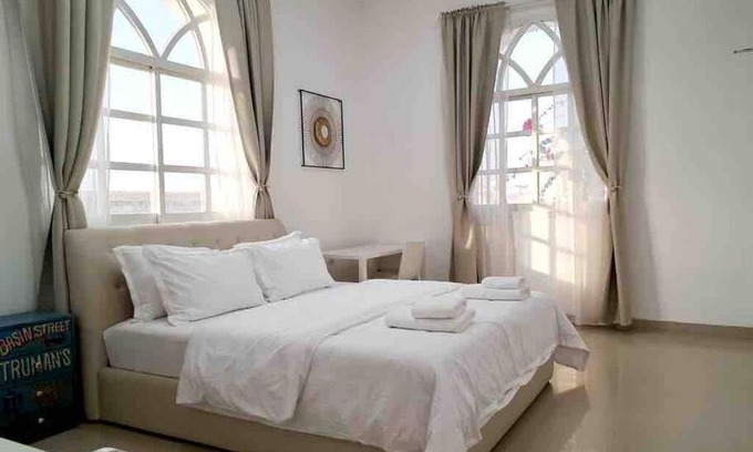 Al Riffa Villa | Relax at Villa 9 Palms Beach - Child-Friendly Retreat