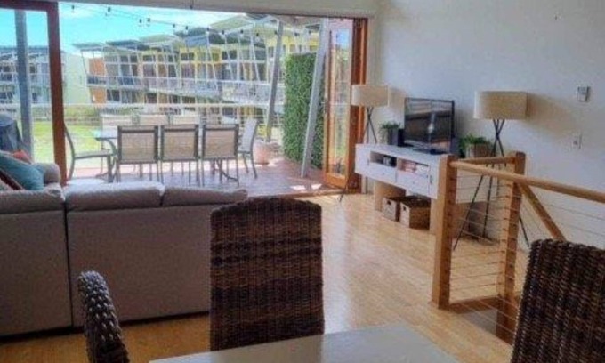 Normanville Villa | Villa 92 South Shores Resort - Executive Style & Lagoon View