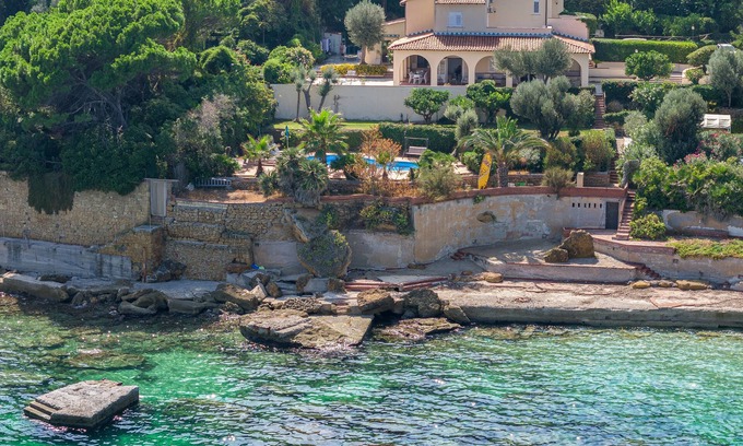 Santa Flavia Villa | Escape to Villa Acquamarina: Poolside Retreat by the Sea