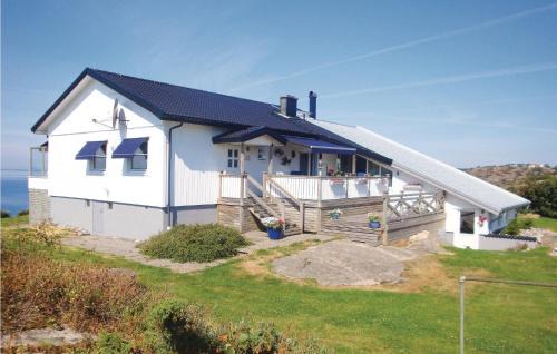 Asa House | Elegant Villa Adens: 5-Star Stay for the Whole Family