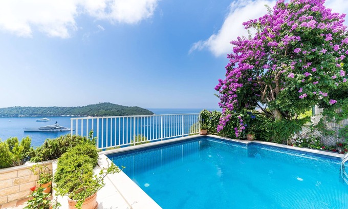 Municipality of Dubrovnik Villa | Villa Adrian: Spacious Villa with Pool & Breathtaking Views