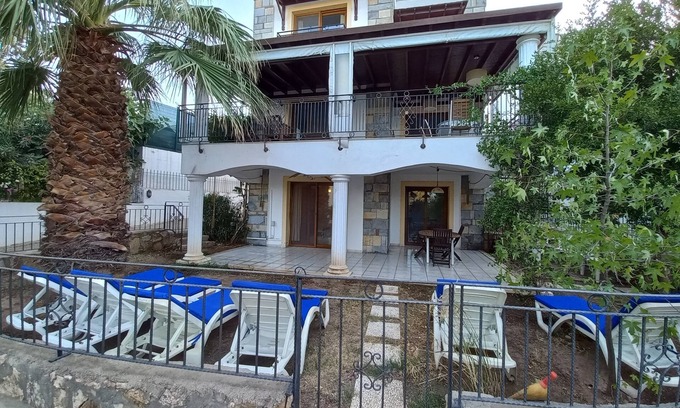 Torba Villa | Villa Aegean: Picturesque 4-Bedroom Villa with Pool