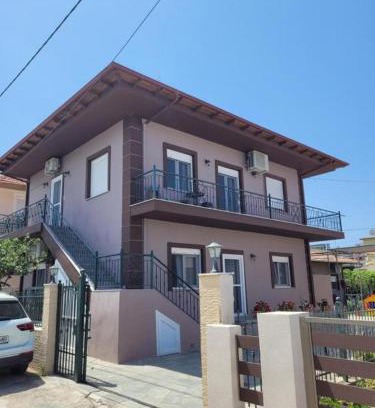 Skala Sotiros House | Villa Giotis Suite: Oceanfront Retreat with Perfect Rating