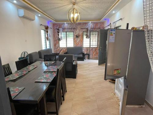 Lome Apartment | Discover Villa Agoè: Family-Friendly with Hot Tub Amenities