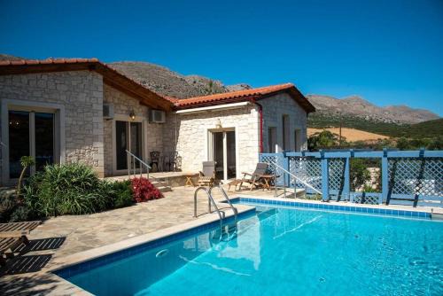 Xerokampos Villa | Villa Agrilia: 4-Star Oceanfront Getaway with Pool