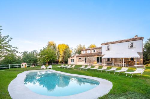 Mondaino Villa | Experience Villa ai Caprioli: Pet Friendly with Ocean Views