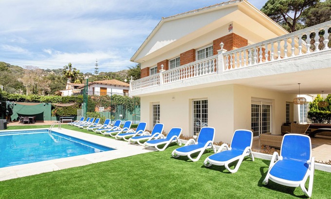 Lloret de Mar Villa | Villa Ainara: Private Pool & Mountain View Retreat