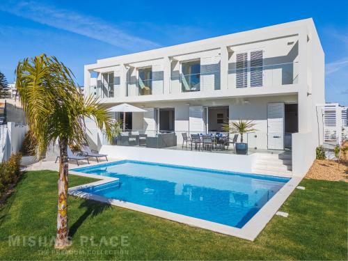 Santa Eulalia Villa | Villa Alba - Albufeira Premium by Misha's Place