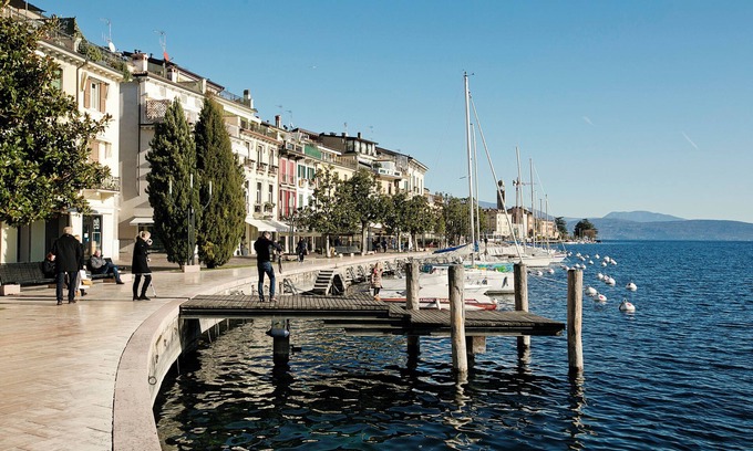 Salo Apartment | Relaxing Villa Alberti with Spa and Family-Friendly Amenities