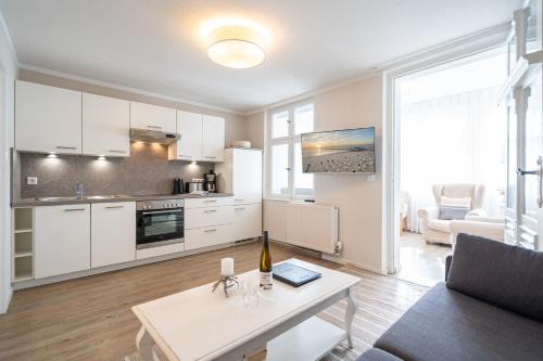 Ahlbeck Apartment | Family-Friendly Villa Albertine App 11 - Top Rated Stay!