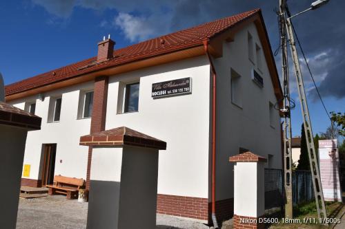 Siechnice Hotel | Affordable Villa Aleksander with Breakfast & Hot Tub