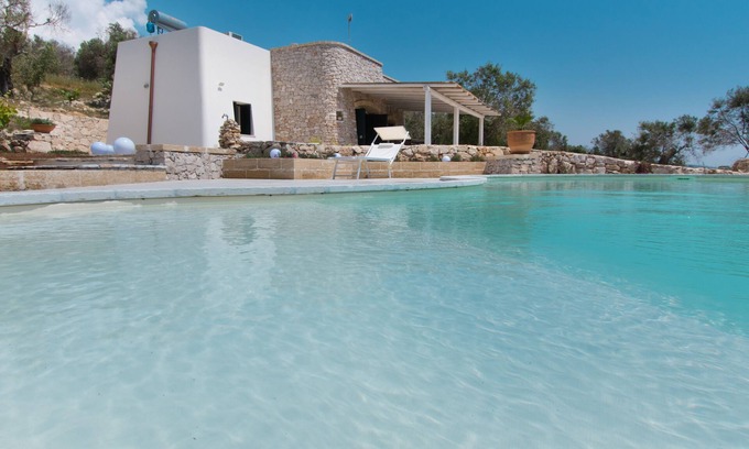 Salve Villa | Experience Villa Alessandra: Oceanfront Oasis with Pool