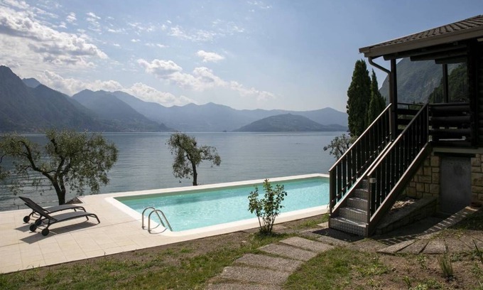 Riva di Solto Apartment | Villa Alessandra: Beachfront Bliss with Ocean Views