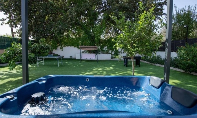 Prines Villa | Villa Alex: 4 Bedrooms with Private Pool & Ocean View