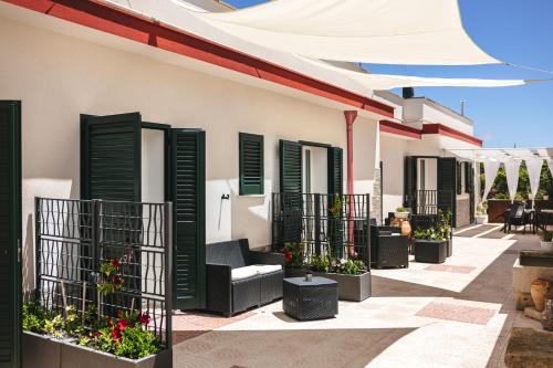 Uggiano la Chiesa Bed & Breakfast | Discover Villa Alfonsina: Pet-Friendly Getaway with a 9.3 Rating