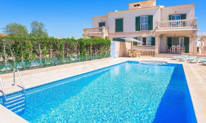Portocolom Villa | Villa Alicia: Ideal Four Bedroom Getaway with Private Pool