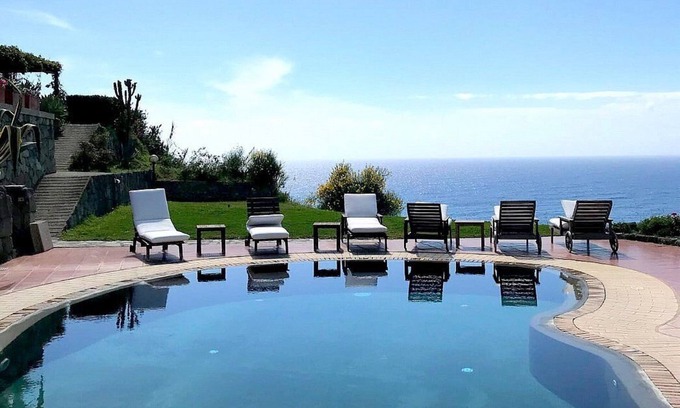 Forio Villa | Villa Alisea: Hilltop Retreat with Pool & Guest Rated 9.8