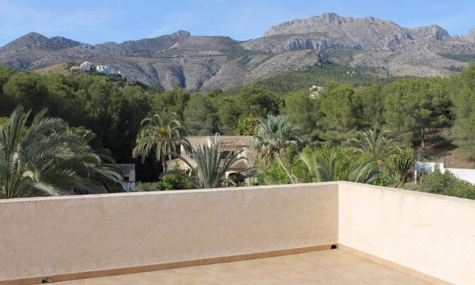 Santa Clara Villa | Villa Altea: Relax by 2 Pools with Ocean Views
