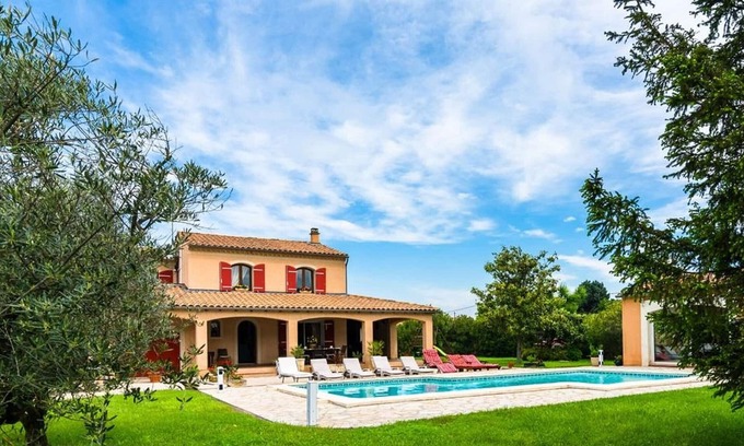 Althen-des-Paluds House | Villa Althen-des-Paluds, 4 bedrooms, 8 persons