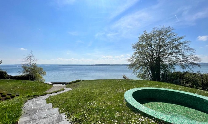 Meersburg House | Idyllic Villa am See with Private Lake Access for Families