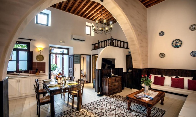 Lindos Villa | Villa Amalia: Pet-Friendly 4-Star Retreat with Top Reviews