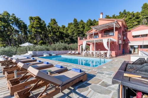 Alikias Villa | Elegant Villa Amaryllis with Oceanfront Views & Hot Tub