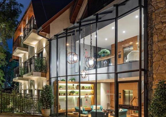 Capivari Hotel | Elegant Villa Amistà in Campos do Jordão – Top-Rated Stay
