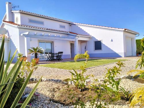 Aljezur Villa | Relax at Villa Andorinha: Private Pool & Top Review Score!