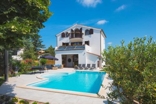 Fazana Villa | Villa Andrija: Family Retreat with Heated Pool & Ocean View