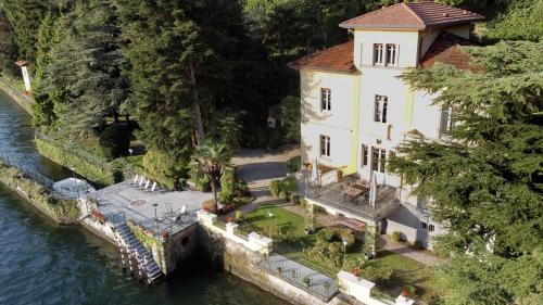Brienno House | Discover Villa Angela Maria: Family-Friendly 4-Star Retreat