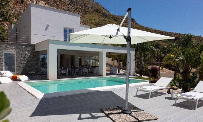 Pizzolungo Villa | Villa Annalisa - Family-Friendly Retreat in Pizzolungo
