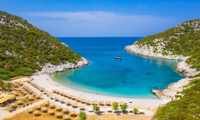 Skopelos Villa | Villa Antigoni: Family-Friendly Getaway with Private Pool