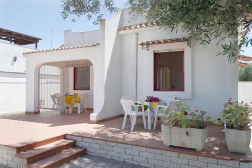 Torre Colimena Villa | Discover Villa Antonella: Pet-Friendly Retreat in Torre Colimena
