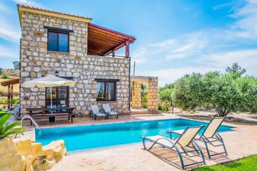 Argaka Villa | Villa Aphrodite Argaka: Oceanfront Oasis with Pool