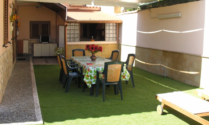 Arenella Apartment | VILLA APOLLONIUS 3