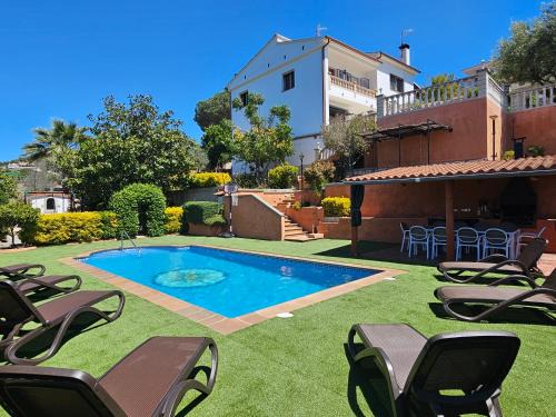 Lloret de Mar Villa | Villa Arbuсies: Oceanfront Retreat with Private Pool