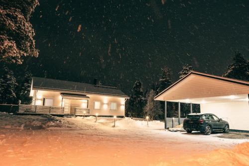Rovaniemi Villa | Discover Villa Arctic Star: Pet-Friendly with Hot Tub Bliss
