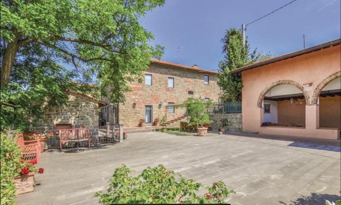 San Donato in Fronzano Villa | Villa Ari: Your Dream Villa in Enchanting Tuscany