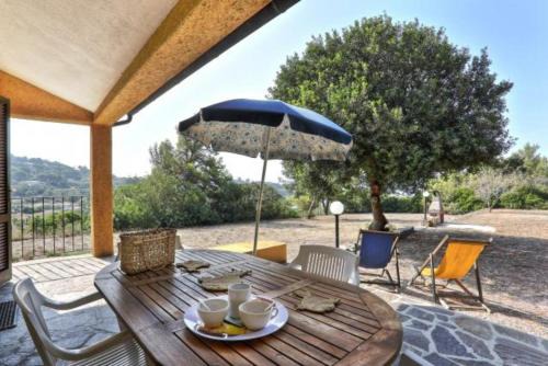Madonna delle Grazie Apartment | Pet-Friendly Villa Artistica with Family Amenities