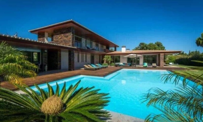Quinta do Lago Villa | Coastal Retreat at Villa Atlantic Pearl in Quinta Do Lago