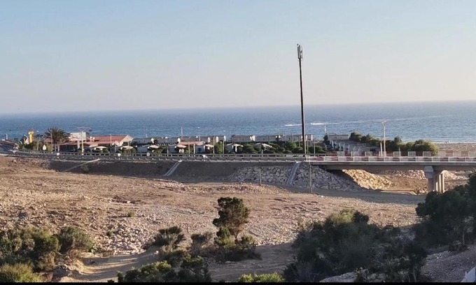 Imi Ouaddar Villa | ```html
Relax at Villa Atlas: Pet-Friendly with Pool & Family Fun
```