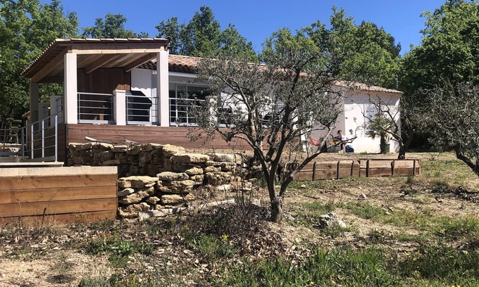 Caseneuve House | Elegant Villa au Cœur du Luberon with Private Pool & Family Perks