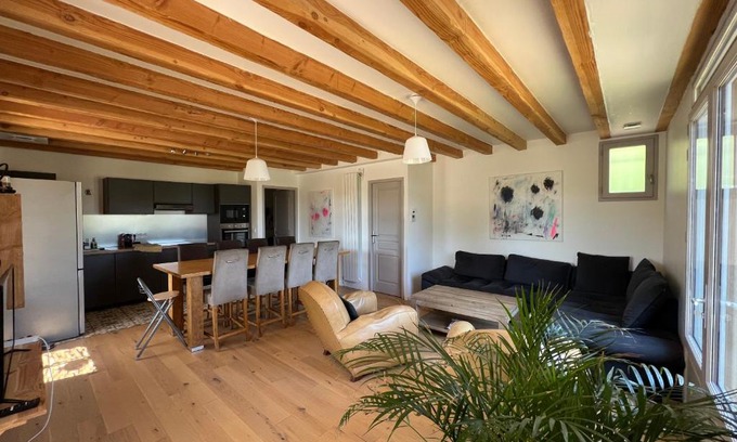Octon House | Idyllic Villa au lac du Salagou - Child-Friendly Retreat