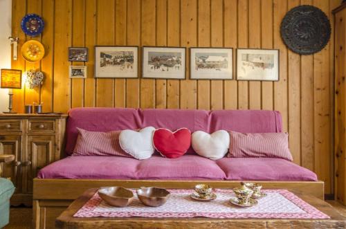 Cortina d'Ampezzo Apartment | Family-Friendly Getaway at Villa Aurora Awaits You