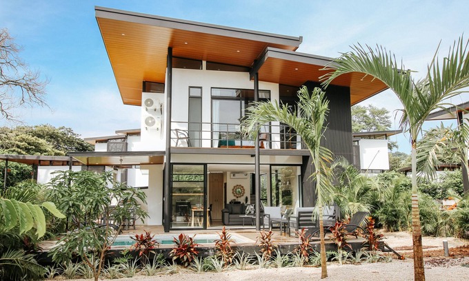 Matapalo House | Relaxing Villa with Private Pool Near Beautiful Beaches