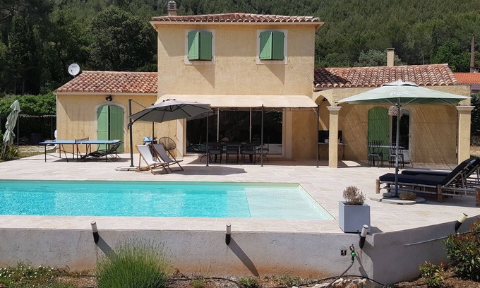 Cuges-les-Pins Villa | Idyllic Villa with Pool in Provence Near the Sea